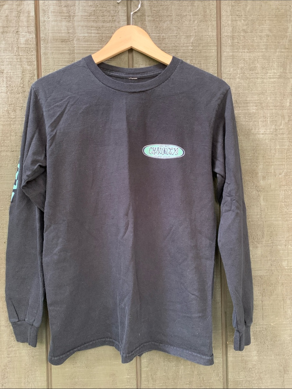 Surf Shop tee